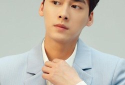 最新圈内爆料李易峰,揭秘明星背后的故事