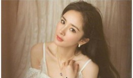 杨幂最新爆料恋情